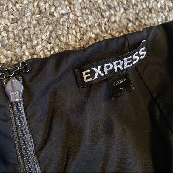 EXPRESS Grey Pencil Skirt - Picture 3 of 3